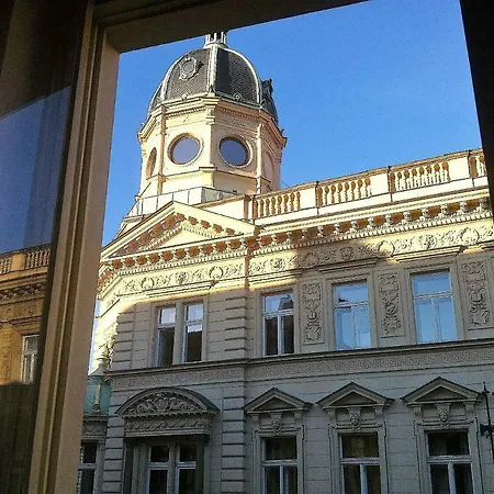 Apartment Steps Away From Charles Bridge - 3room With Balcony *