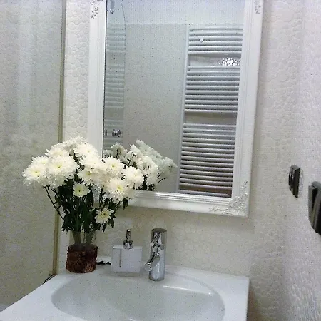Steps Away From Charles Bridge - 3room With Balcony Apartment