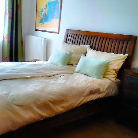 Steps Away From Charles Bridge - 3room With Balcony