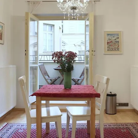 Διαμέρισμα Steps Away From Charles Bridge - 3room With Balcony Πράγα